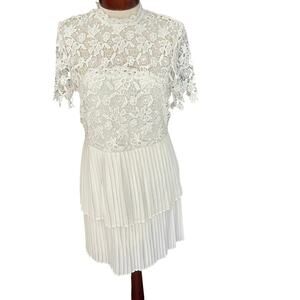 She & Sky Lace Pleated Dress NEW Size Large Boutique Bridal Feminine Shower